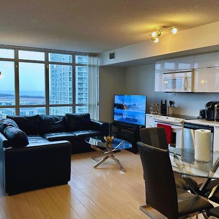 Stunning 2 Bdrms With Lake View Apartment Toronto Luaran gambar