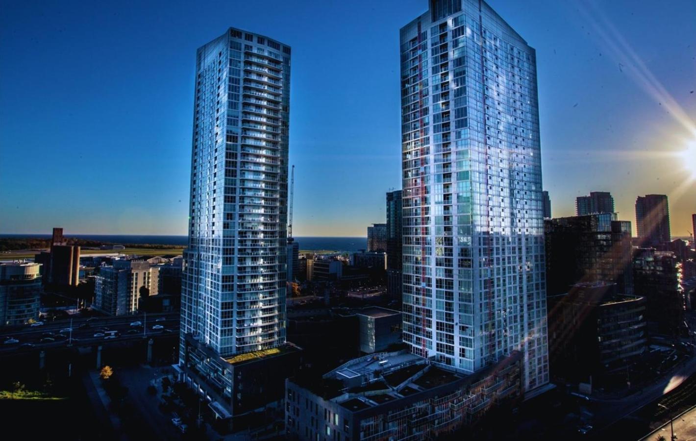 Stunning 2 Bdrms With Lake View Apartment Toronto Luaran gambar